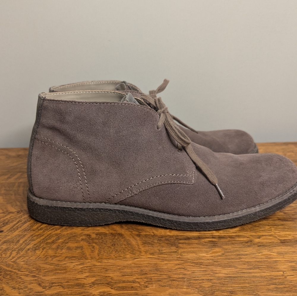 Men's Suede Chukka Boot